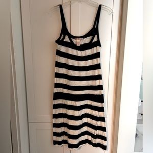 Split surfer brand dress
